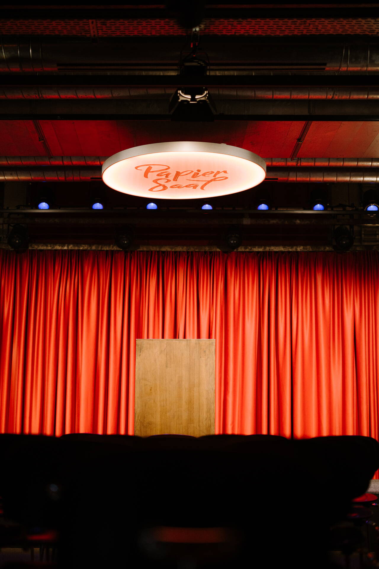 Papiersaal Bühne für Referat/Konferenz Papiersaal Bühne für Referat/Konferenz